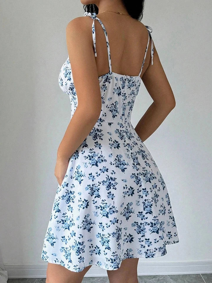 VELOMI – Floaty Floral Dress