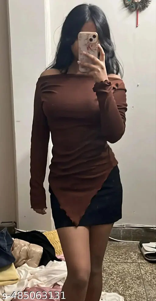 Trendy casual stylish off solder top girl,s & women