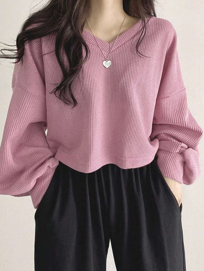 VELOMI Women’s Solid Color V-Neck Drop Shoulder Crop Top – Long Sleeve Preppy T-Shirt for Fall