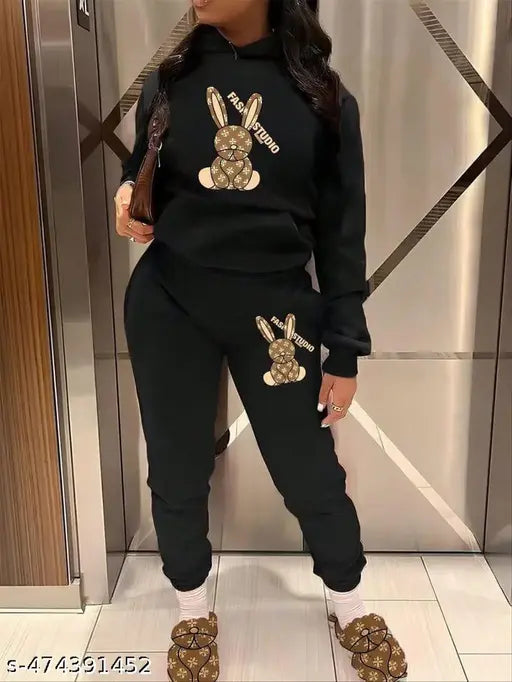 LATEST WINTER WEAR TRACK SUIT FOR WOMEN, ACTIVE WEAR WINTER TRACK SUIT, GYM WEAR, AIRPORT LOOK SET. TOP AND BOTTOM SET./IMPORTED TOP & BOTTOM SET.