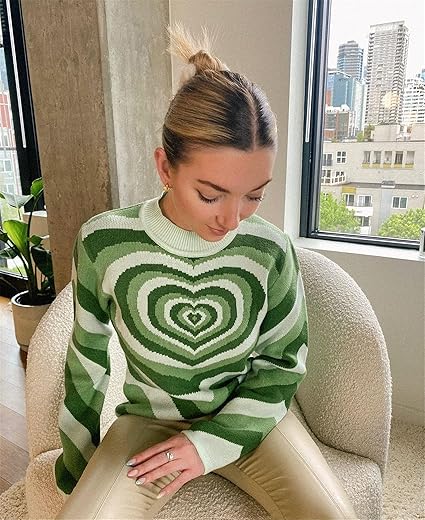 VELOMI Women’s Y2K Heart Wave Sweater – Color Block Graphic Half-High Neck Pullover Top