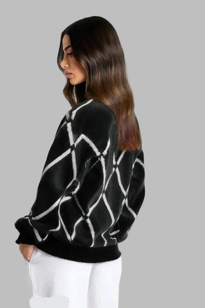 VELOMI Women’s Vintage Bachrach Sweater – Preppy Argyle Diamond Knit, White & Black, Designer Style