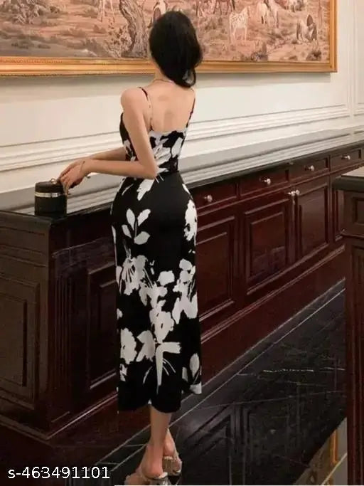 A black lycra fabric western party wear bodycon dress is an iconic choice that combines elegance with a contemporary, figure-hugging style / Occasions for Styling a Bodycon Western Dress / Western Dresses