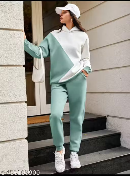 LATEST WINTER WEAR TRACK SUIT FOR WOMEN, ACTIVE WEAR WINTER TRACK SUIT, GYM WEAR, AIRPORT LOOK SET. TOP AND BOTTOM SET./IMPORTED TOP & BOTTOM SET.
