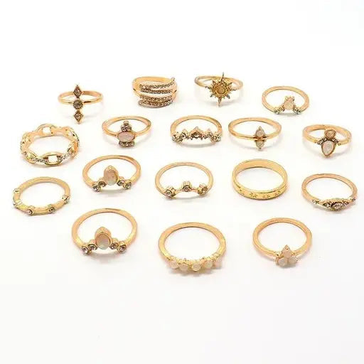 VELOMI Premium Gold-Plated Floral AD Ring – Timeless Style for Women