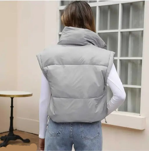 VELOMI Women’s Grey NS Short Puffer Vest – Cropped Sleeveless Winter Jacket with Stand Collar and Zip-Up Closure
