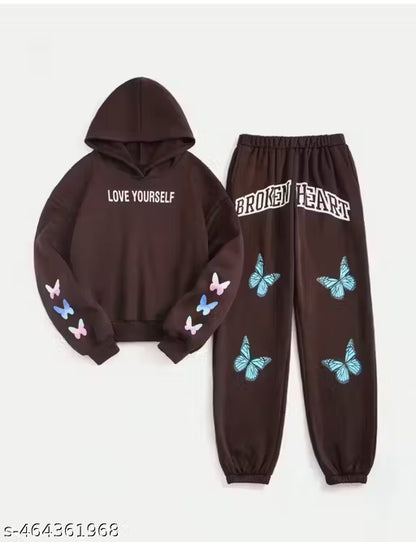 LATEST WINTER WEAR TRACK SUIT FOR WOMEN, ACTIVE WEAR WINTER TRACK SUIT, GYM WEAR, AIRPORT LOOK SET. TOP AND BOTTOM SET./IMPORTED TOP & BOTTOM SET.